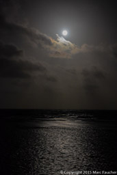 Full moon over South Water Caye