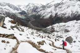 Descent into Tarina Valley