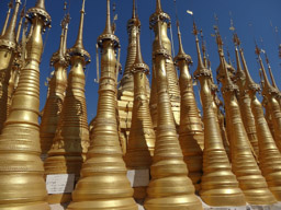 Shwe Inn Tain Pagoda
above Indein Village
Inle Lake, Myanmar