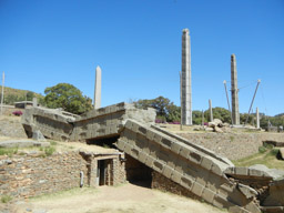 Stelae
The largest in the foreground was 33 m tall and weighed 500 tons, it fell in the 10 century AD Axum, Ethiopia