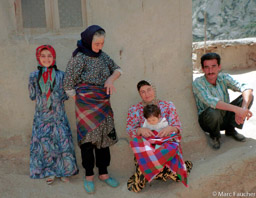Family in Sirn-Shahrestan
